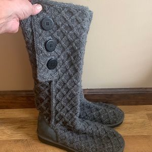 Authentic UGG Gray Cardi Tall Chunky Boots Size 9
